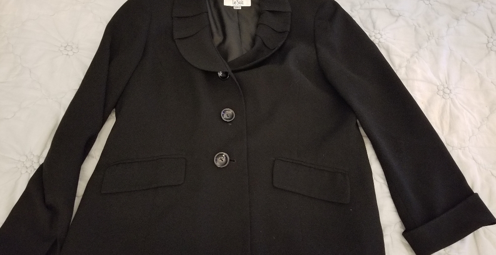 Suit women's